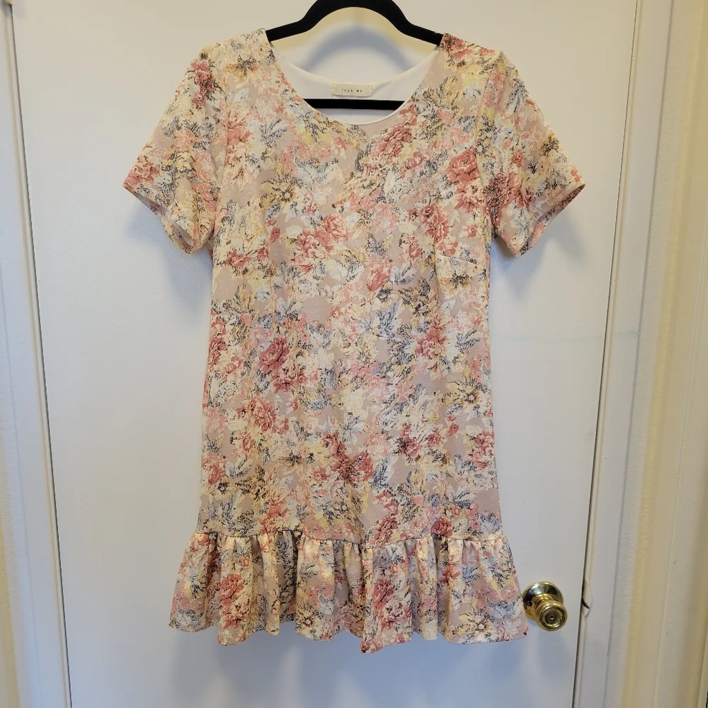 Floral Ruffled Shift Dress - Picture 1 of 5